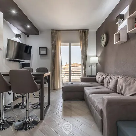 Alba's - Wifi & Private Parking * Sestu