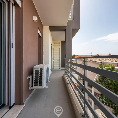 Alba's - Wifi & Private Parking Apartment Sestu
